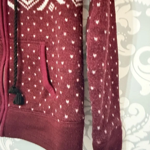 10/$25 • American Eagle Fair Isle Zip Up Fleece Sweater - Picture 3 of 4